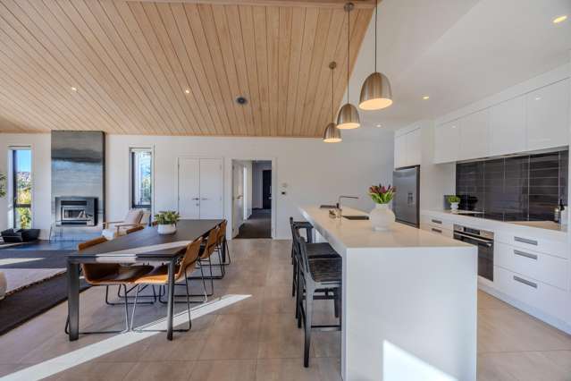 6 Hidden Hills Drive Wanaka_4