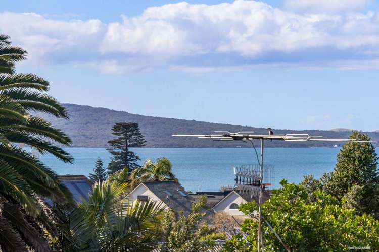 97 Rukutai Street Orakei_22