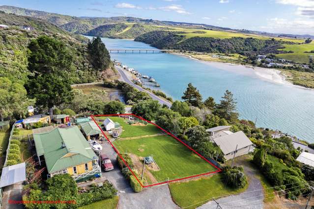 45 Sheffield Street Taieri Mouth_1