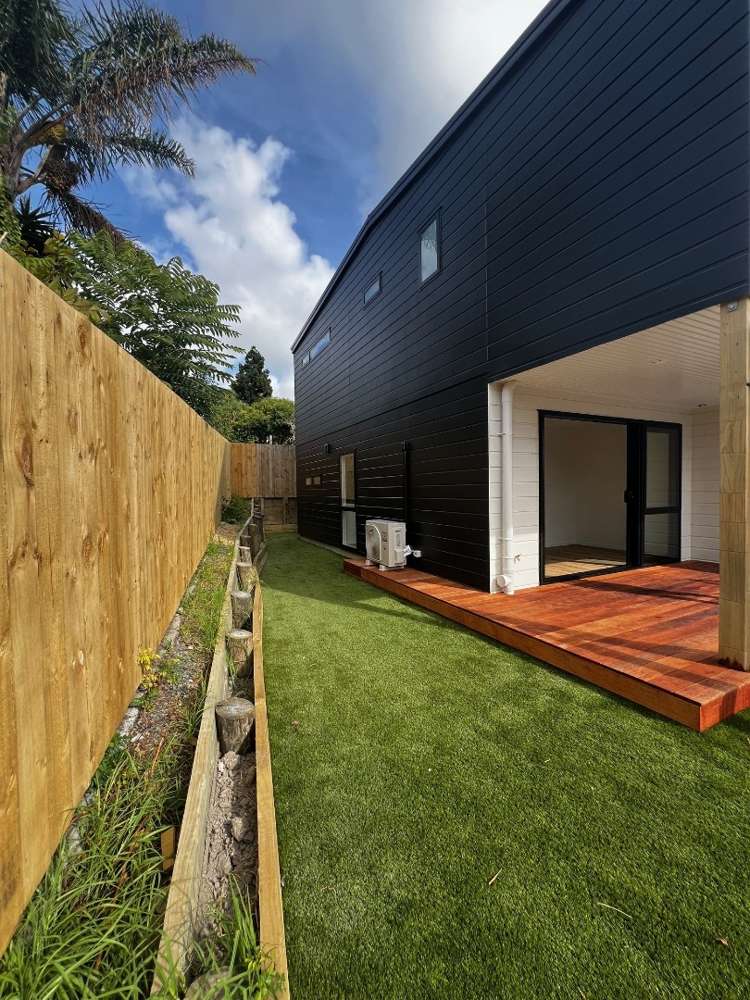 7/21 Divich Avenue Te Atatu South_11