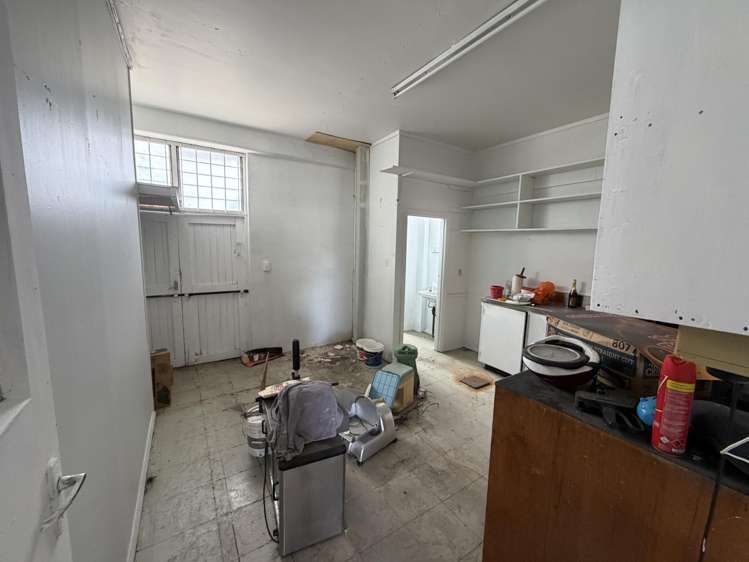 623 Kiwi Street Camberley_4