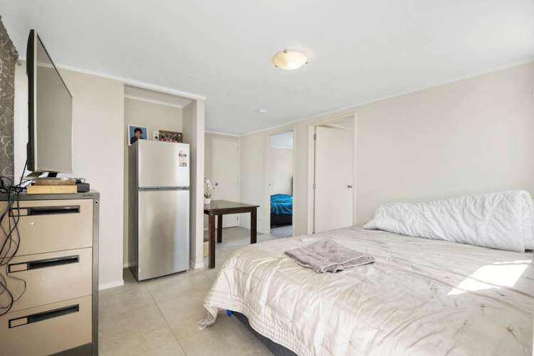 87 Maich Road Manurewa_7