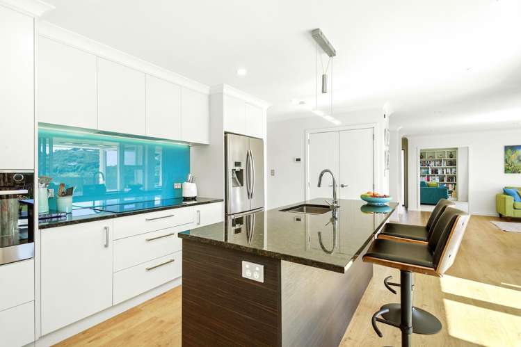 206 Navigation Drive Whitby_8