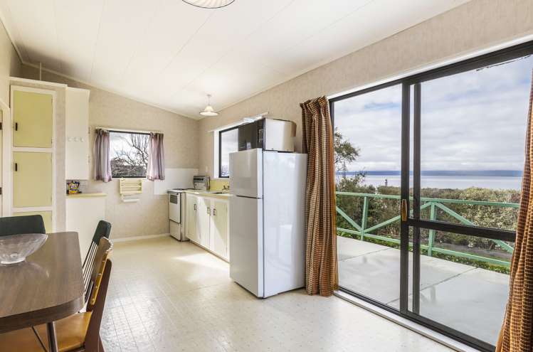 24 Hinekapi Terrace Kuratau_8