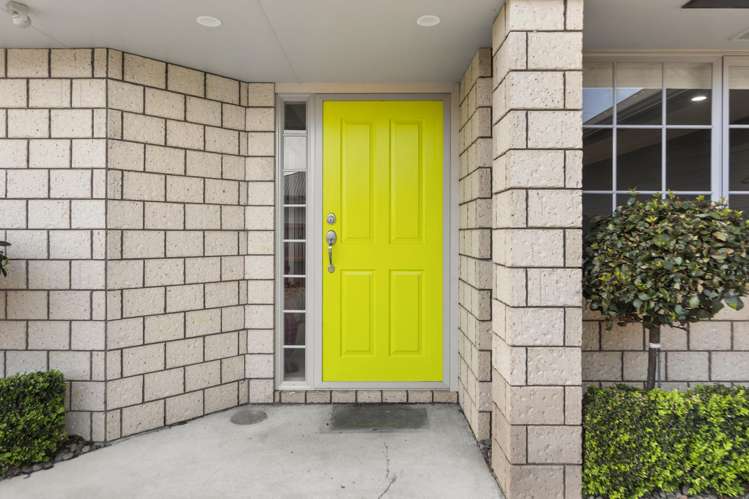 17 Farleigh Close Huntington_2