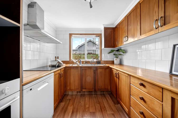 69 Holloway Street Carterton_11