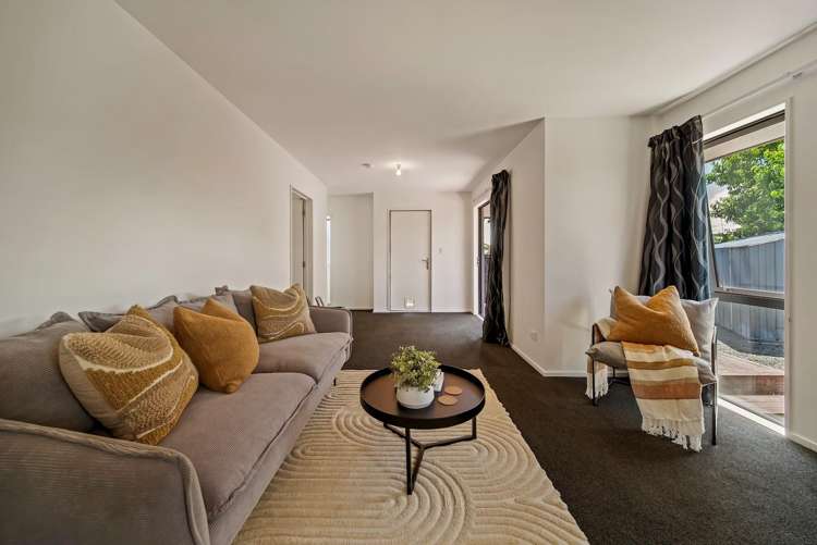 Unit 2/65 Kuaka Crescent Bromley_8