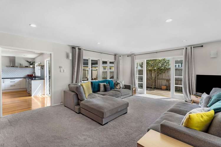 11 Waddell Avenue Pt England_9