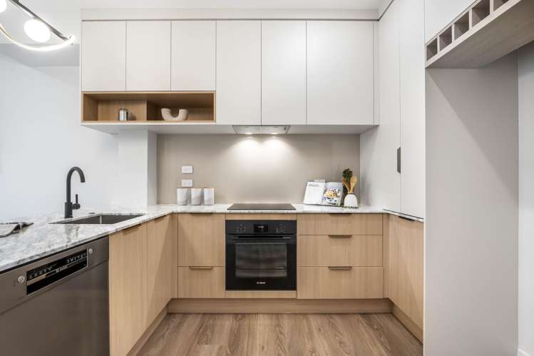 2/36 Thatcher Street_2