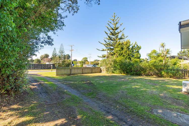 594 Pukehina Parade Pukehina_14