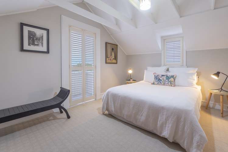 100 Old Mill Road Westmere_24