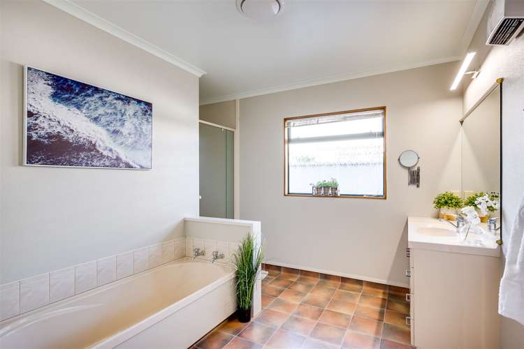 5a Montague Way Taradale_5