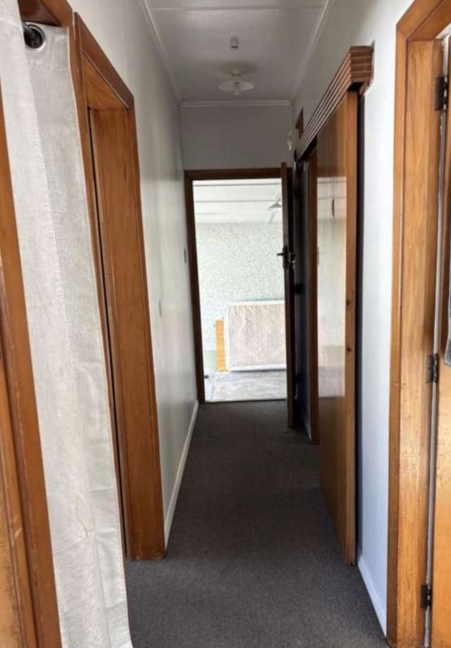 2/49 Te Mata Road 10484_3