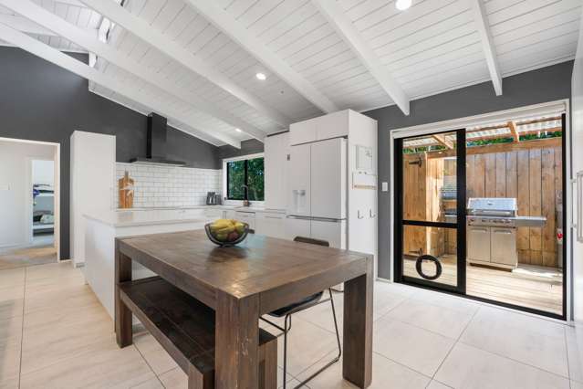 113 Vipond Road Stanmore Bay_3