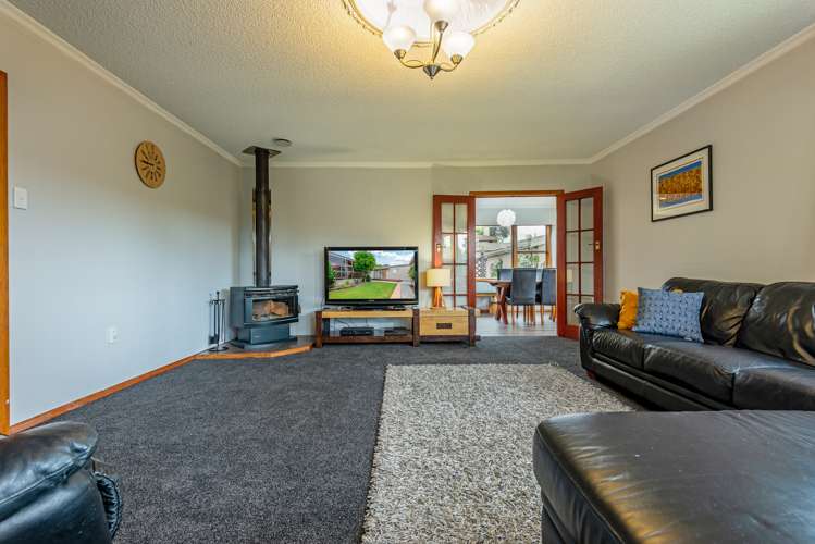 86 Wikiriwhi Crescent Awapuni_7