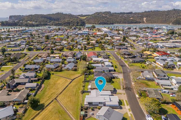 15 Whitby Avenue Whitianga_39