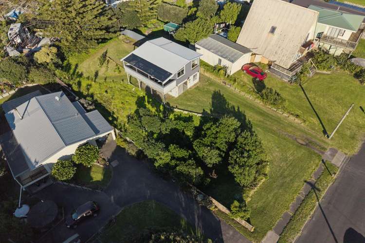 14 Ocean View Road Port Waikato_16
