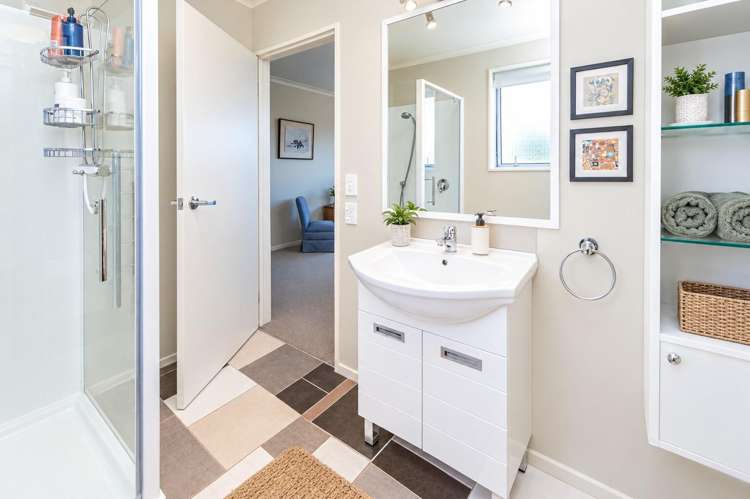 22 Longbeach Drive Castlecliff_11