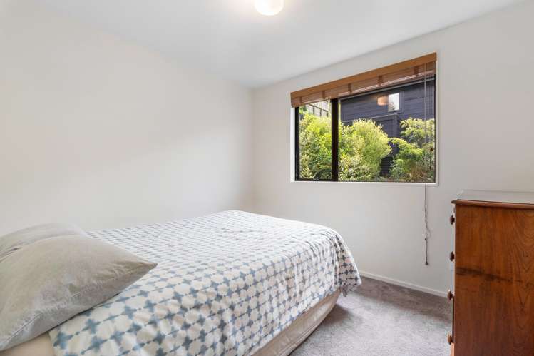 15 Caples Place Fernhill/Sunshine Bay_12