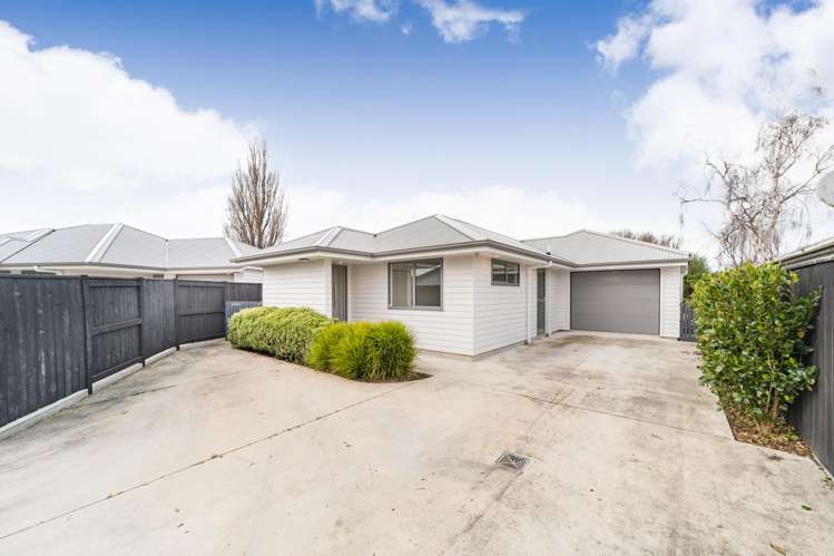 49B Escort Grove Awapuni_0