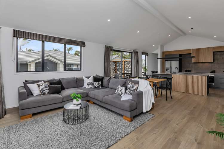 46 Weir Crescent Onerahi_9