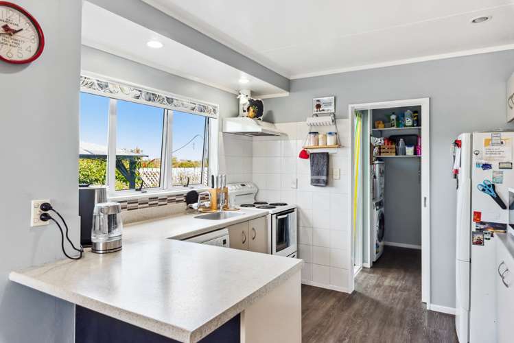 52 Campbell Avenue Paraparaumu_5