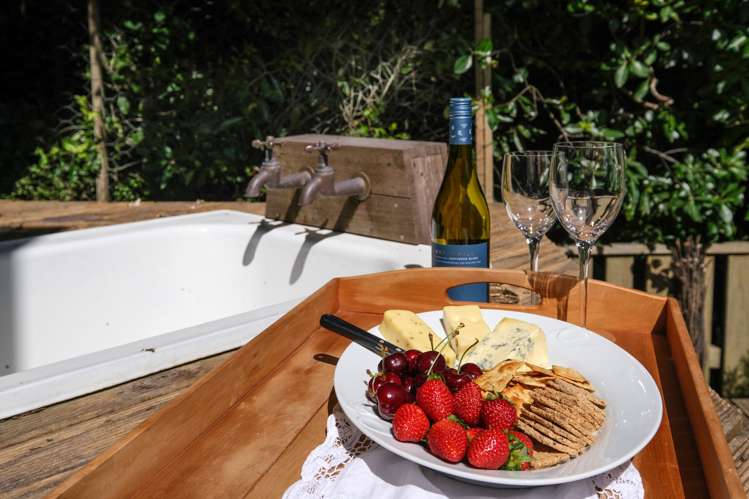 14 Moerangi Street Broad Bay_14