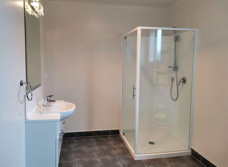 33 Karo Street Ruakaka_9