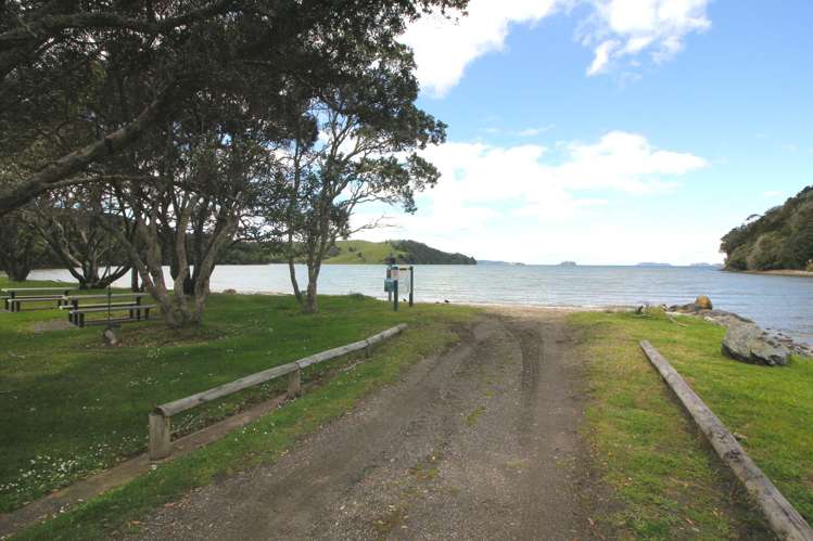 27 Clinton Road Matakana_16
