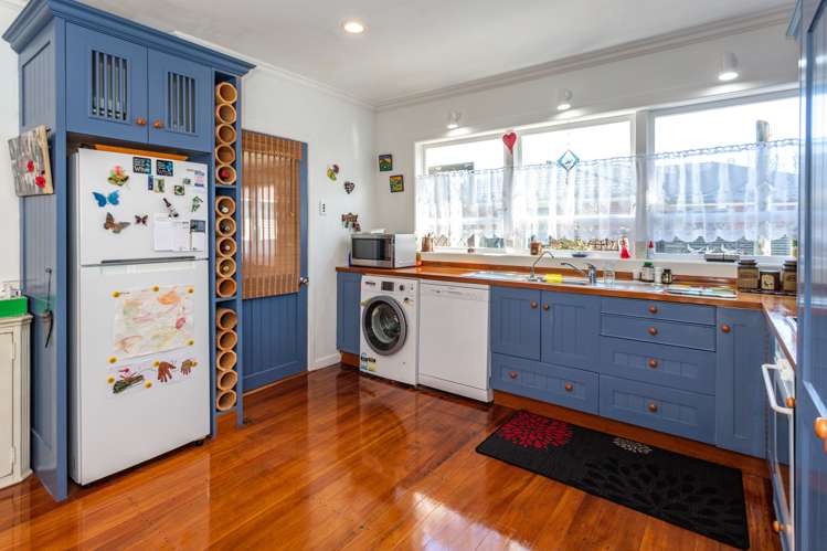 203 Banks Street Thames_8