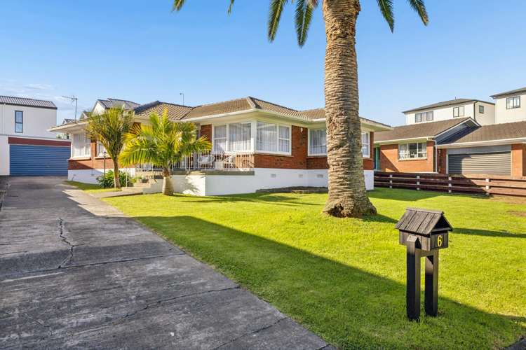 6 Rothwell Place Sunnyhills_12