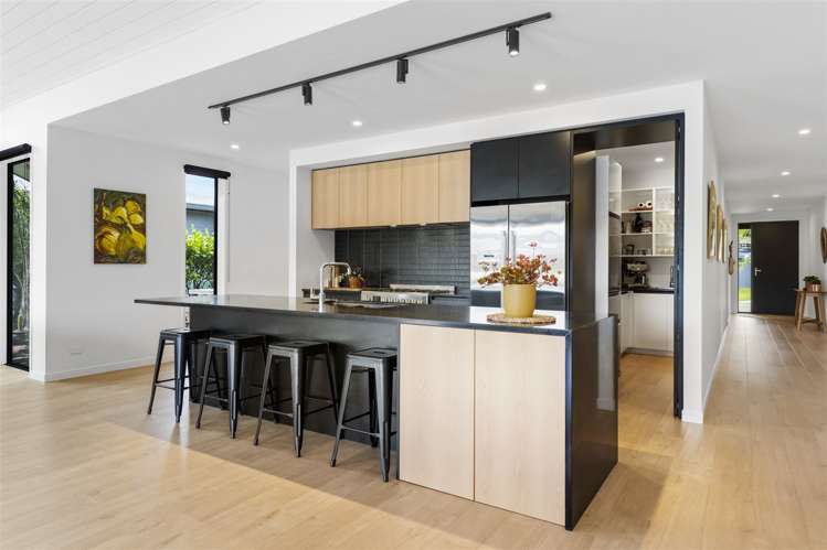 109 Motu Iti Pauanui_6