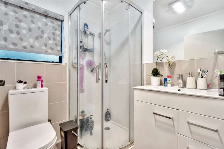 2/38 Arlette Place Massey_10