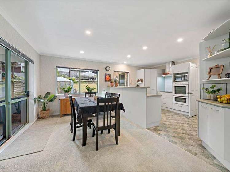 7 Siesta Terrace Army Bay_5