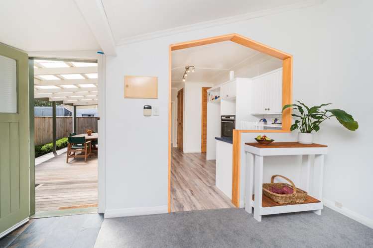 Front (9) Frederick Street Terrace End_22