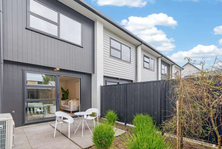 8/25 Bush Street Naenae_16