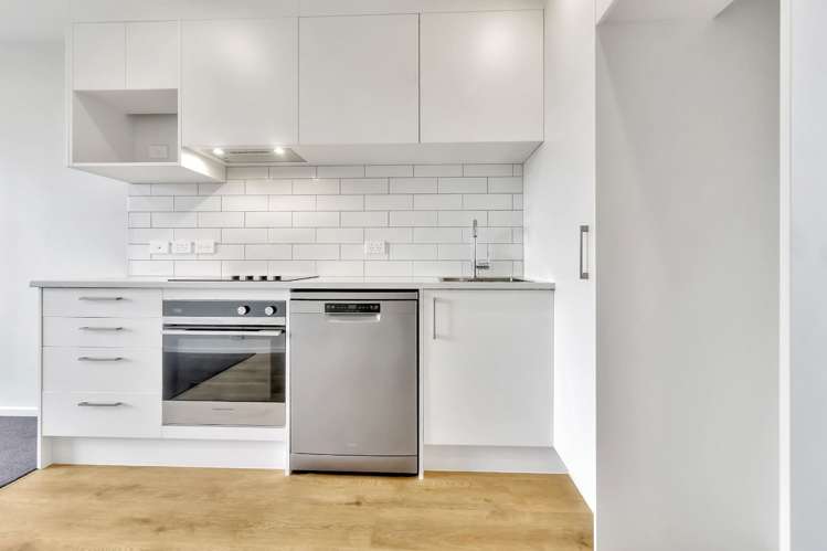 6/1 Fruitvale Road New Lynn_5