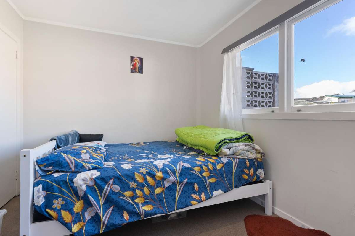 1/67a Woolfield Road_2