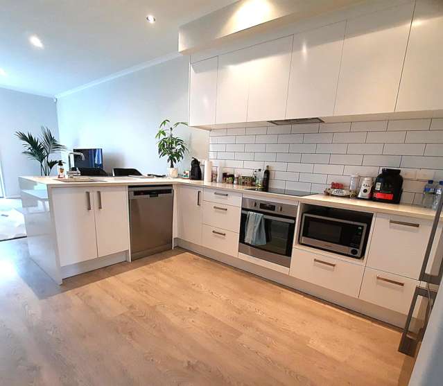 168 Clark Road Hobsonville_2