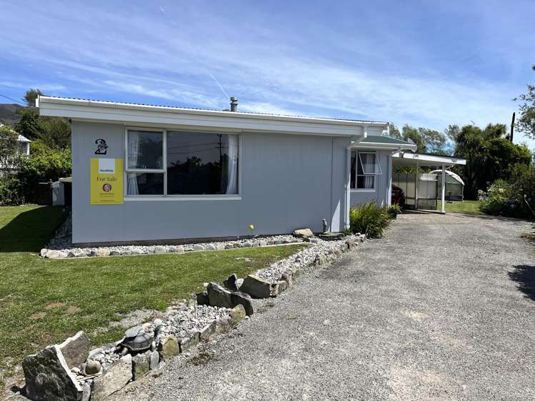 2 Stewart Street Waimangaroa_18