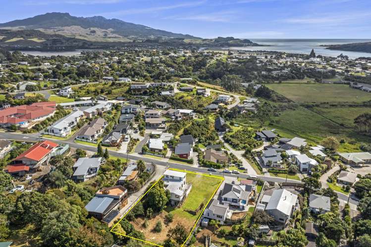 18 Violet Street Raglan_16