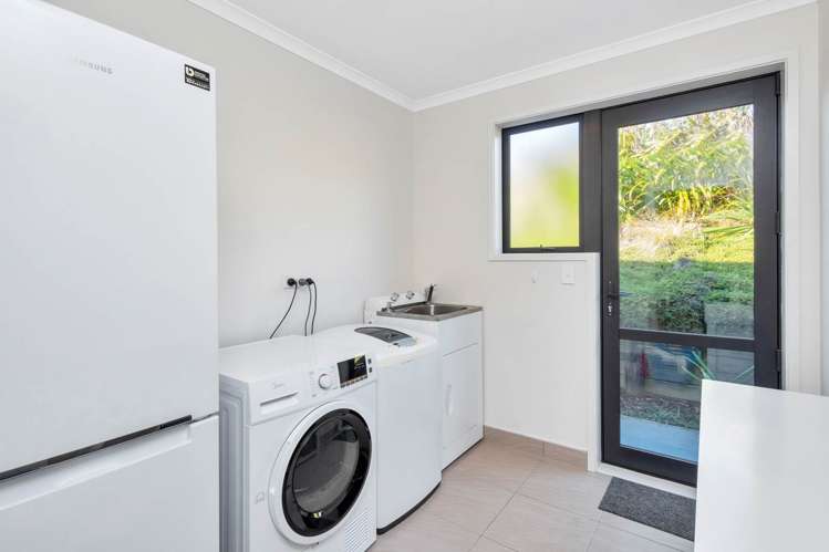 87 Tuparekura Road South Head_26