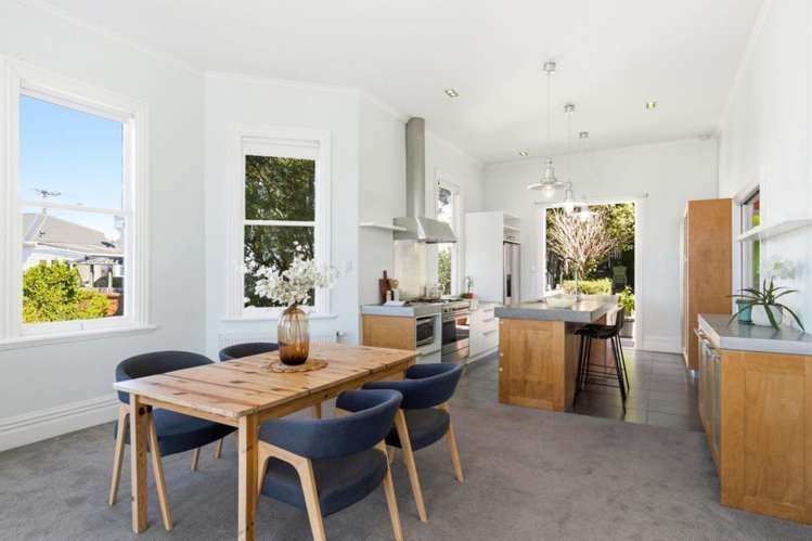 8 Bruce Avenue Brooklyn_5