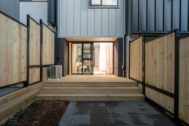 2,5,7,8/61 Madras Street Khandallah_4
