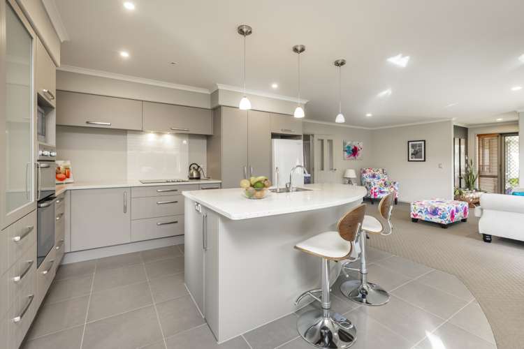 16 Silkwood Crescent Karaka_8