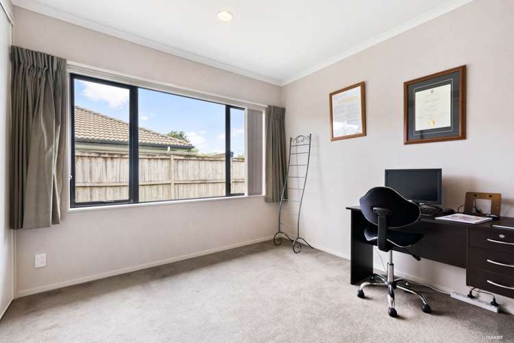 52 Stranraer Crescent Wattle Downs_16