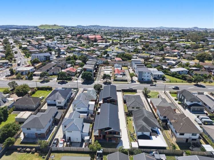 2/716 Massey Road Mangere_35