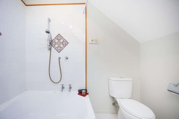 20 Cashmere Drive Fitzherbert_21