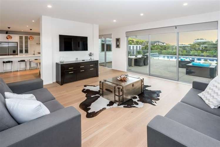 828 Redoubt Road Flat Bush_5