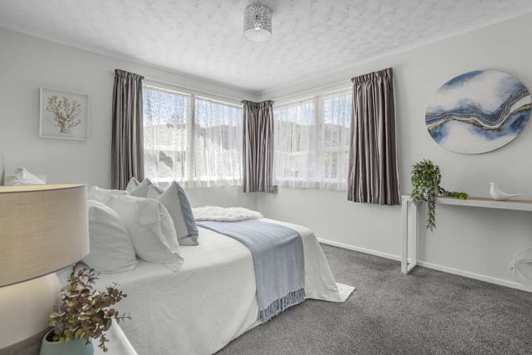 38 Momona Street Wainuiomata_10